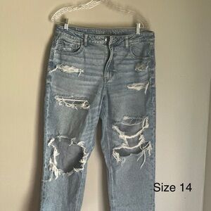 American Eagle mom jean distressed size 14